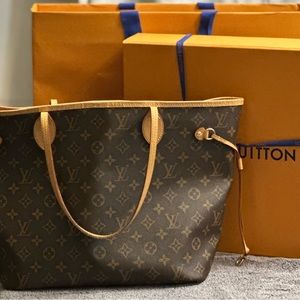 Authentic LV Neverfull MM Pivoine!!!
